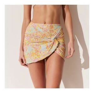 Stone Fox Swim Selma Floral Sarong Cover-Up in Flower Fields NWT
